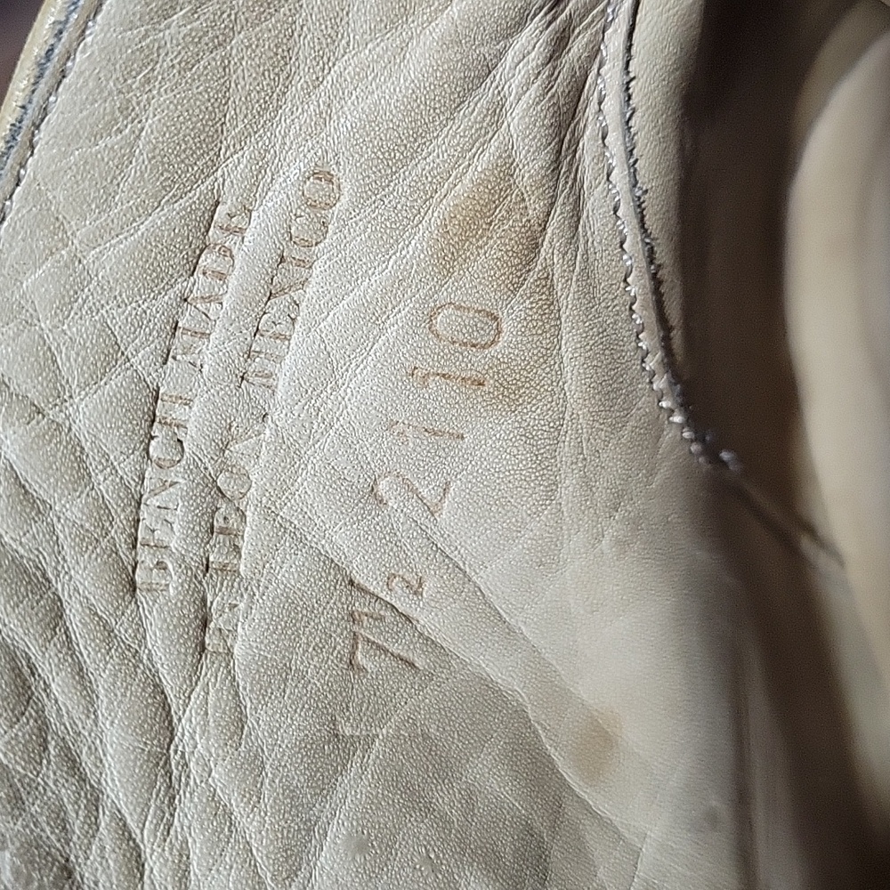 Bedstu Distressed Isla Bootie - Picture 4 of 4